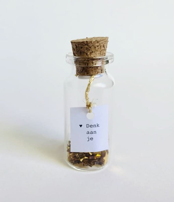 Lettres en bouteille pensant à toi