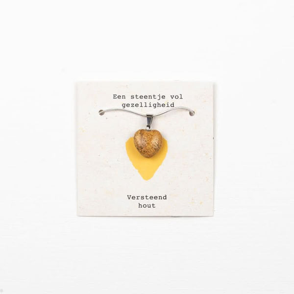 Steentje vol gezelligheid-Versteend hout