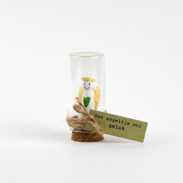 Ange dans un dôme de verre - Bonheur