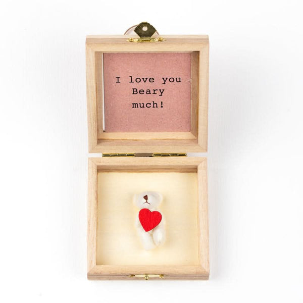 Bär in der Kiste, ich liebe dich, Bär, sehr