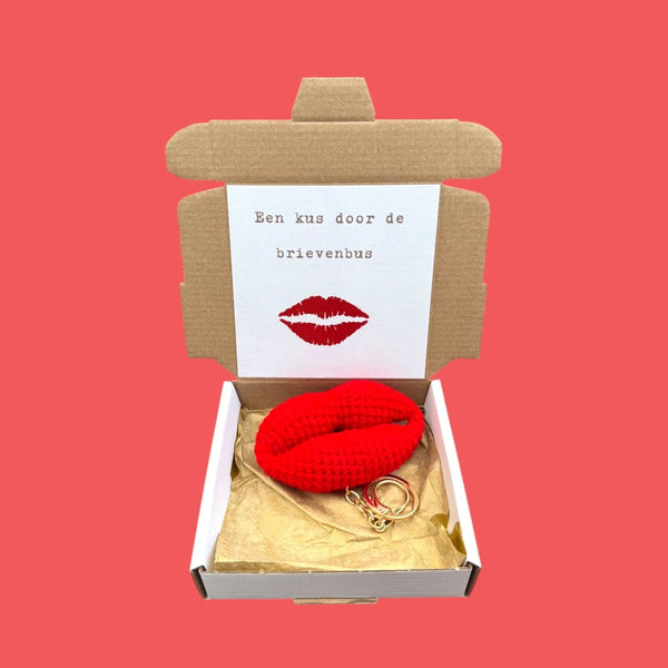 Doosje kus door de brievenbus