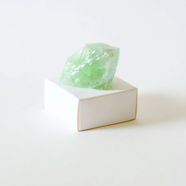 Ruwe edelsteen Calciet Groen
