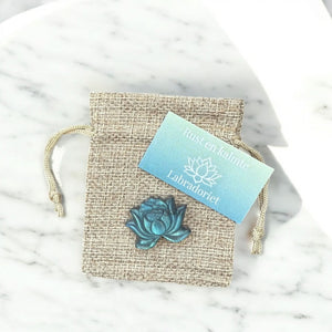 Labradoriet lotus bloem